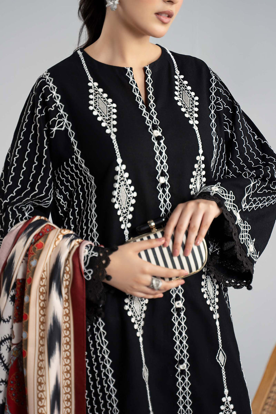 Maria B | Luxury Winter Dhanak 3pc Embroidery collection (HR008)