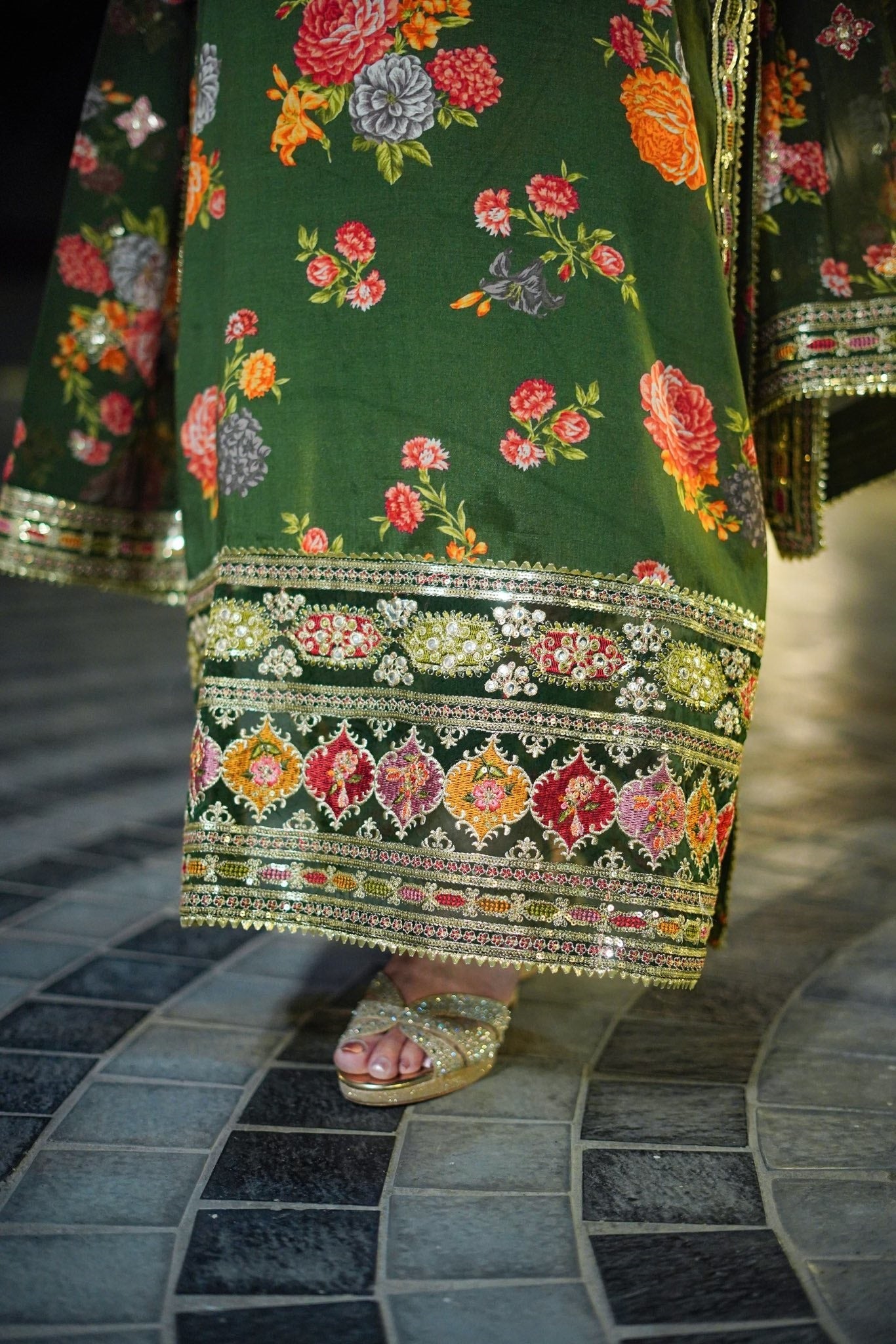 Aneelas Silk Dress Embroidered Unstitched 3 Piece Green Lux-15