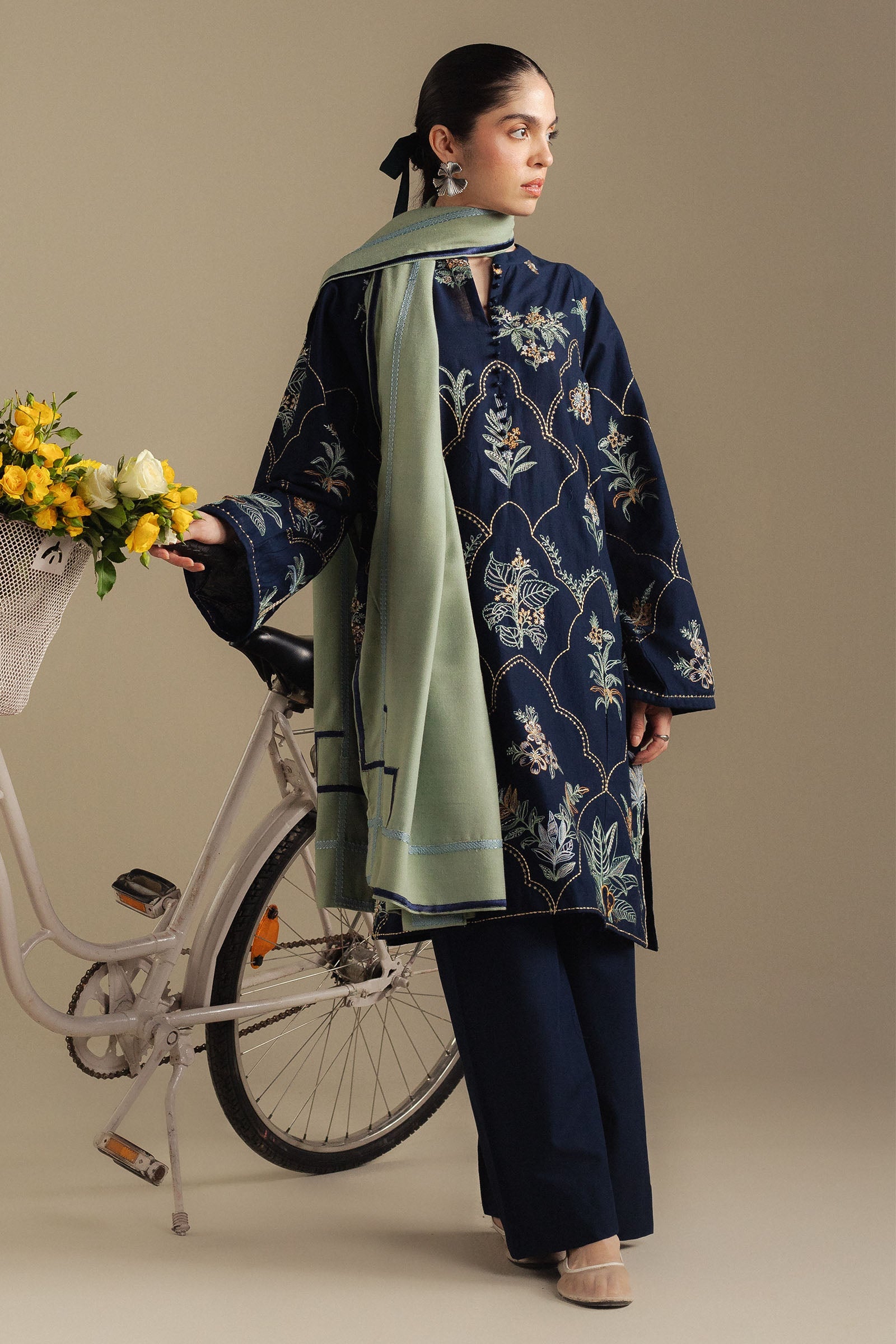 Zara Shahjahan 3 Pcs Women's Unstitched Dhanak Embroidered Suit (HR004)